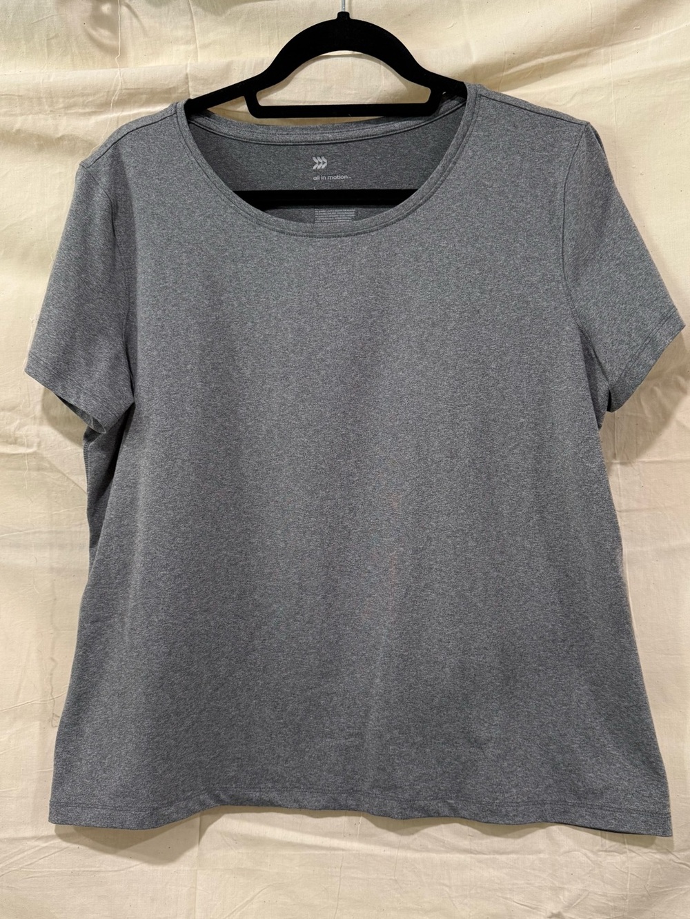 all in motion Gray Short-Sleeve Crewneck Tee